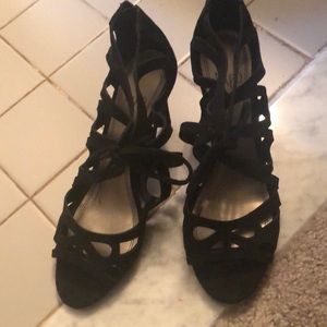 Black lace up heel